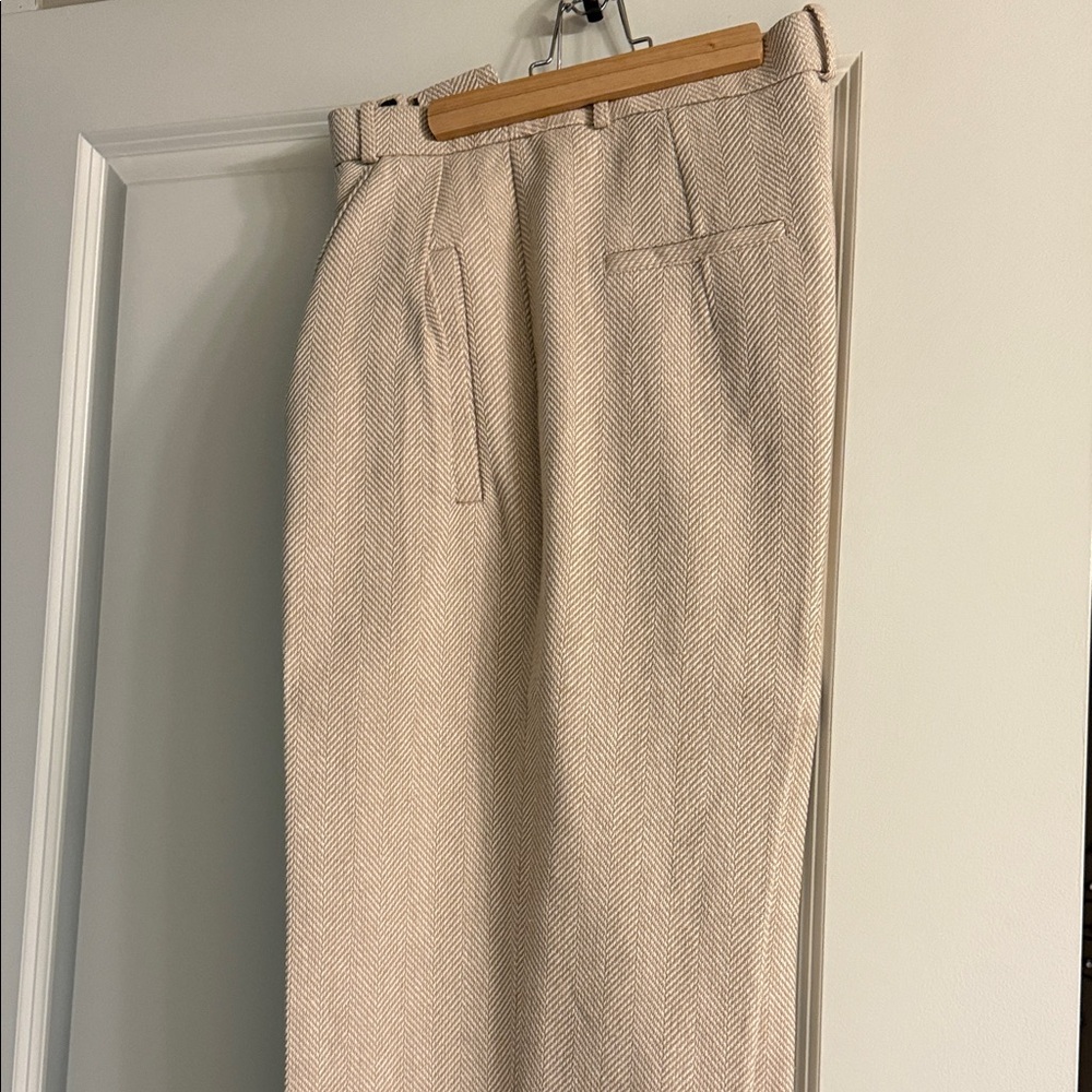 Banana Republic Women’s Cream Herringbone Pants